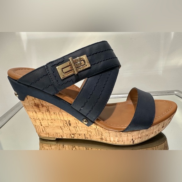 Tommy Hilfiger Navy and Tan Wedge Sandals - Picture 5 of 9